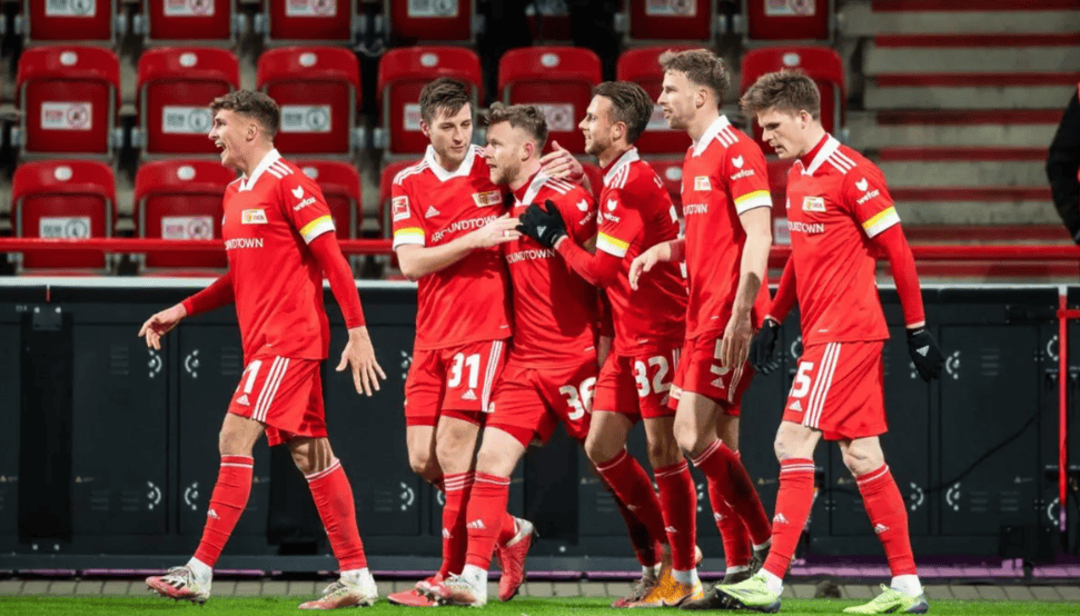 今晚门兴格拉德巴赫回应争议：意甲节点到来；管理层满意；身体对抗强度拉满的简单介绍海星体育在线娱乐