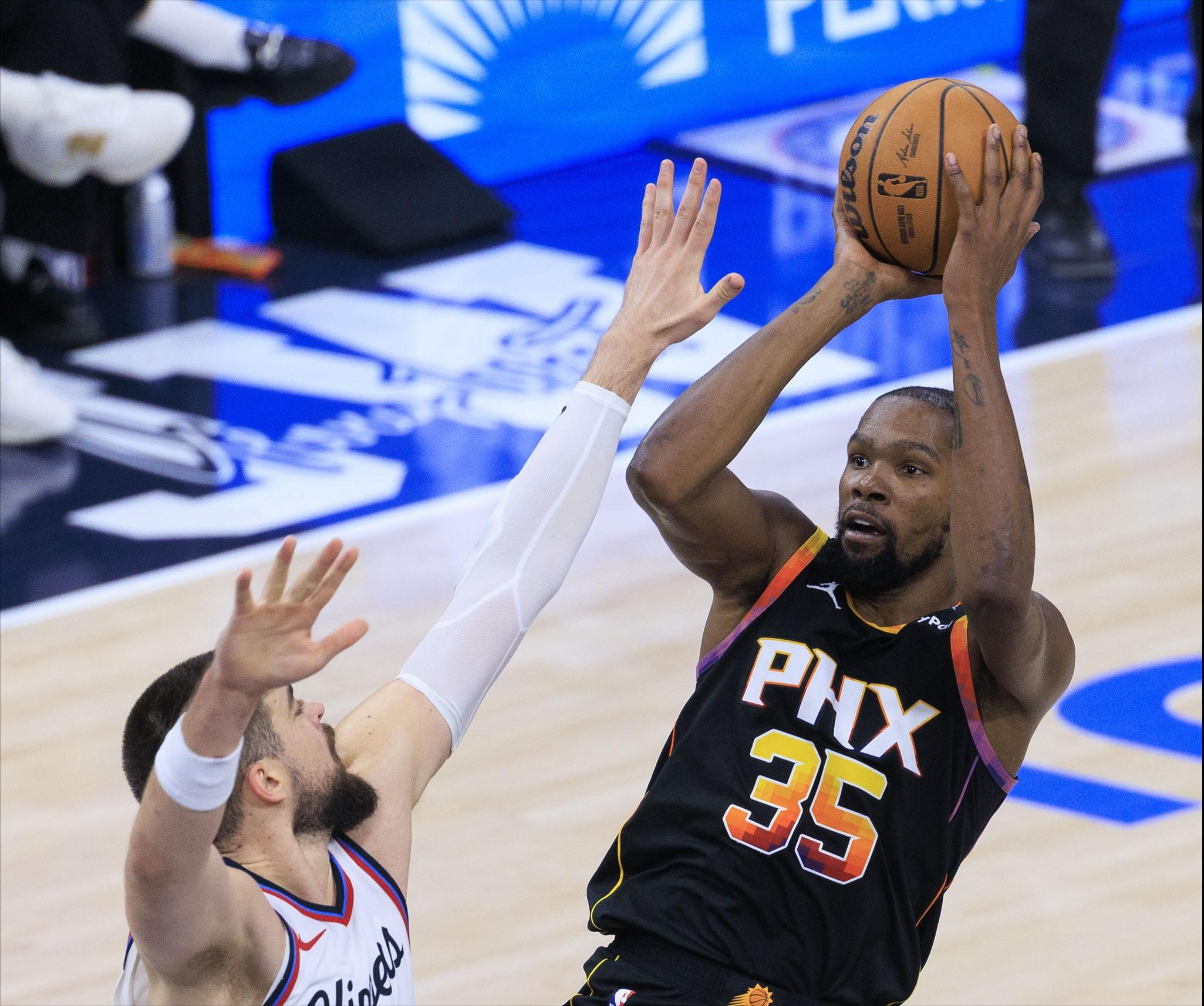 关于菲尼克斯太阳迎NBA常规赛关键赛，窗口期强势反弹，压力陡增，医务组通报恢复的信息海星体育在线娱乐